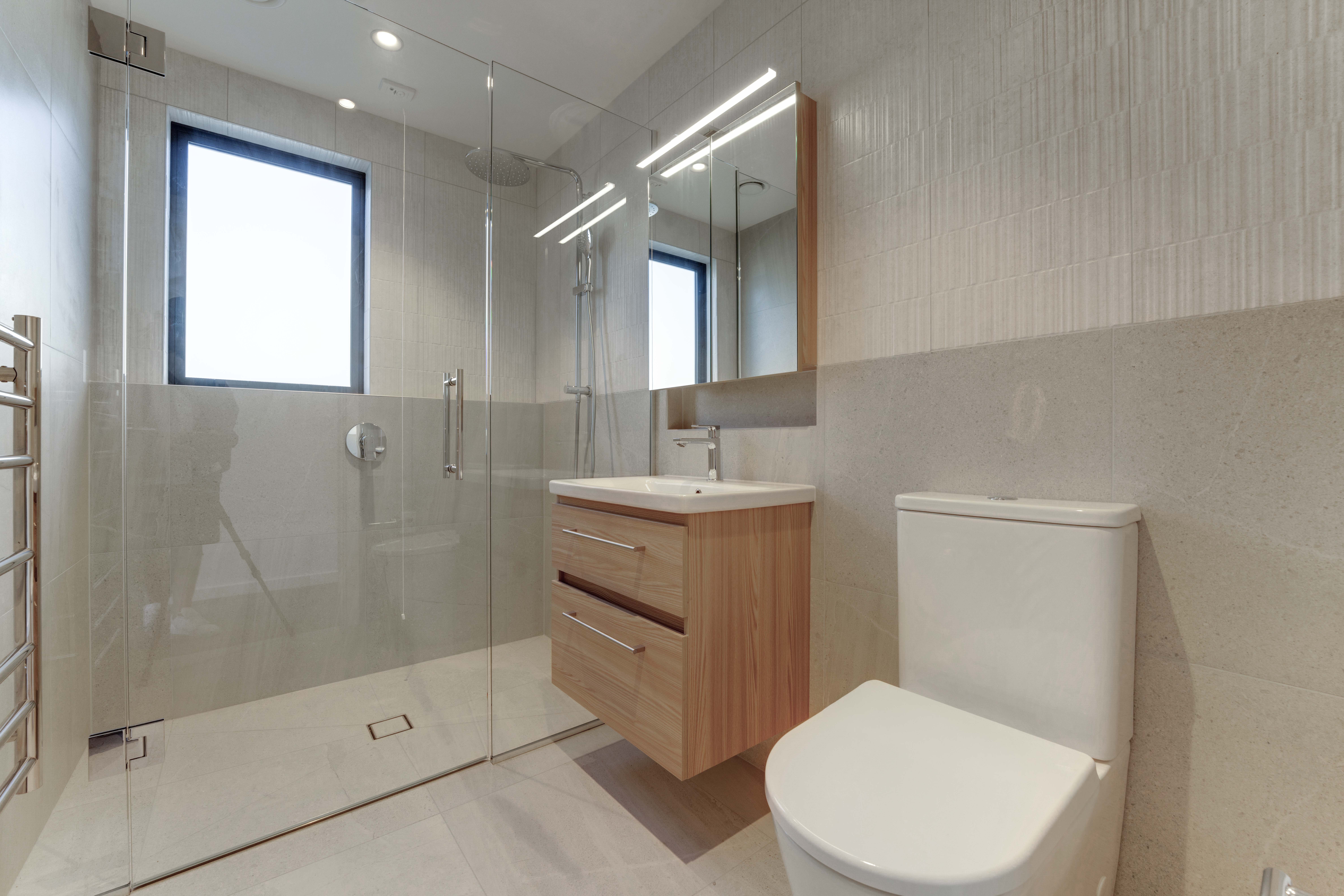 Franklin Villa 71 Bathroom One